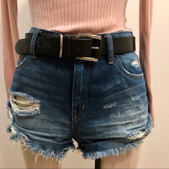 PRIVATELY SOLD!!! Tommy Hilfiger brown and white m - Picture 8 of 8